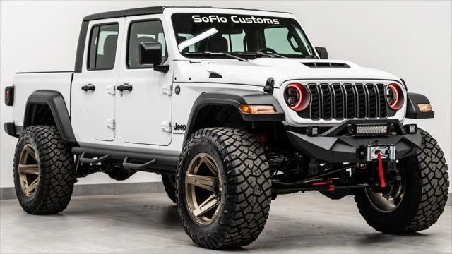 2026 Jeep JT Gladiator - Image 5 of 31