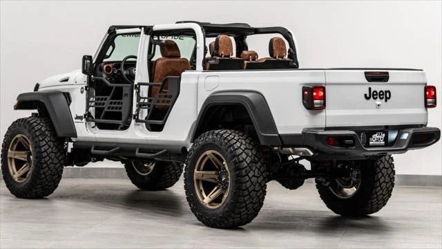 2026 Jeep JT Gladiator - Image 14 of 31