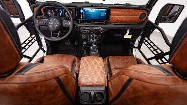 2026 Jeep JT Gladiator - Image 2 of 31