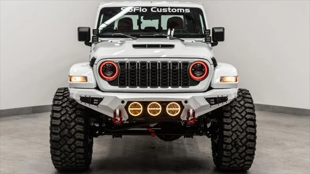 2026 Jeep JT Gladiator - Image 15 of 31