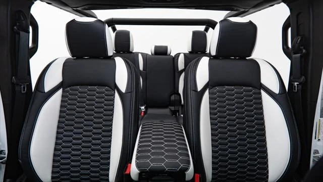 2026 Jeep JT Gladiator - Image 3 of 31