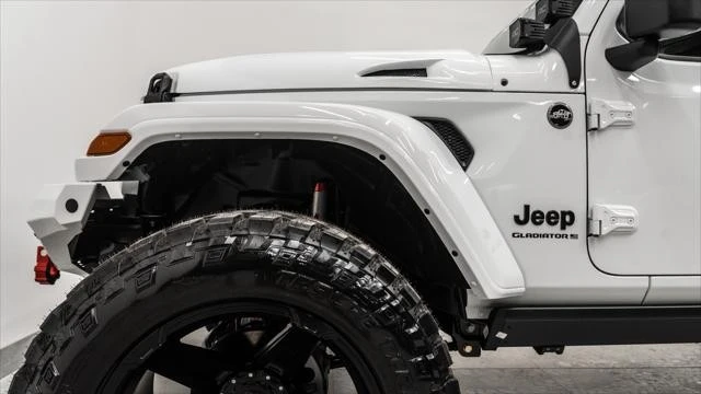 2026 Jeep JT Gladiator - Image 13 of 21