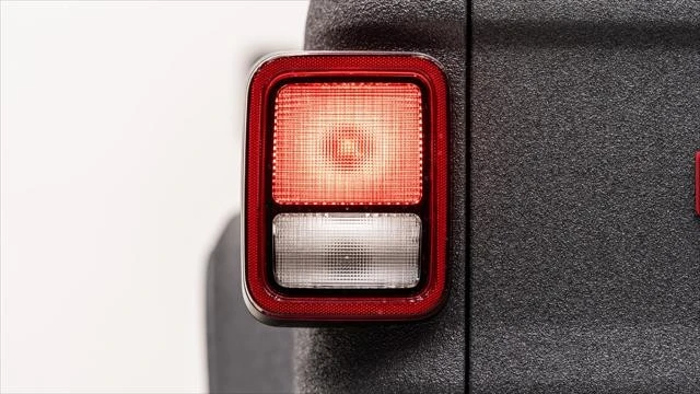 2026 Jeep JT Gladiator - Image 13 of 31