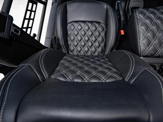 2026 Jeep JT Gladiator - Image 26 of 31