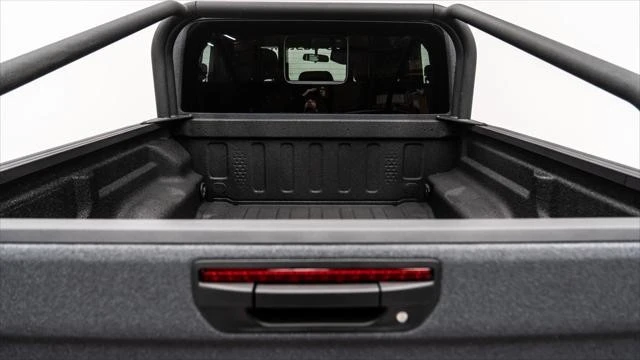 2026 Jeep JT Gladiator - Image 12 of 31