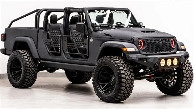 2026 Jeep JT Gladiator - Image 12 of 31