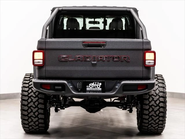 2026 Jeep JT Gladiator - Image 9 of 31
