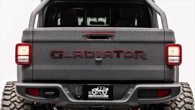 2026 Jeep JT Gladiator - Image 11 of 31