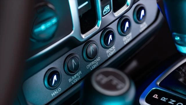 2026 Jeep JT Gladiator - Image 26 of 31