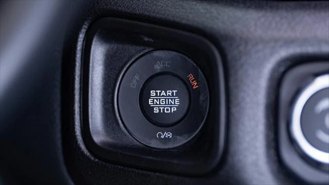 2026 Jeep JT Gladiator - Image 23 of 31