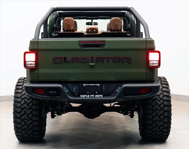 2026 Jeep JT Gladiator - Image 15 of 31