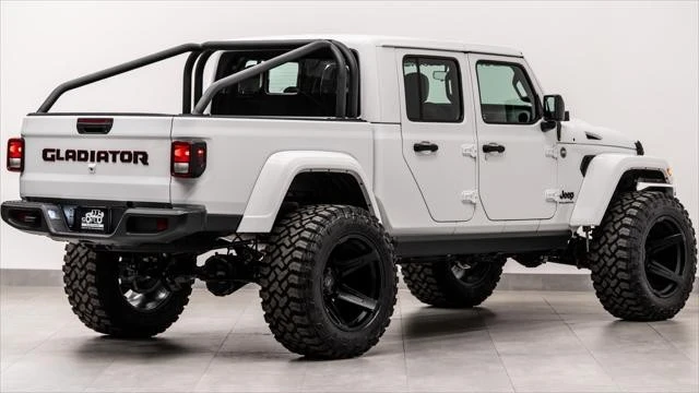 2026 Jeep JT Gladiator - Image 8 of 31