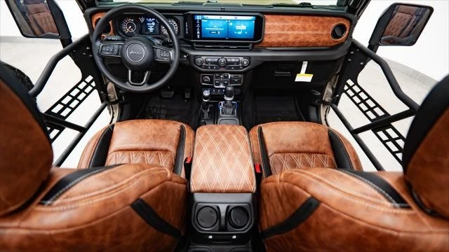 2026 Jeep JT Gladiator - Image 2 of 31
