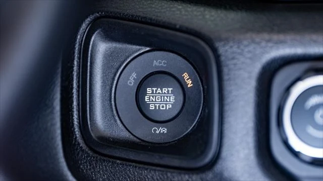2026 Jeep JT Gladiator - Image 29 of 31
