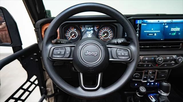 2026 Jeep JT Gladiator - Image 27 of 31