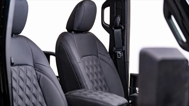 2026 Jeep JT Gladiator - Image 17 of 31