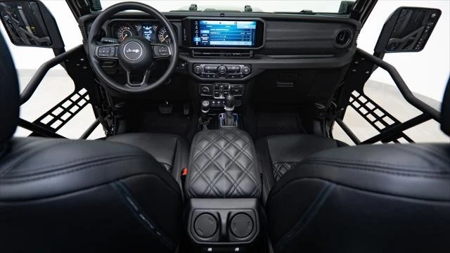 2026 Jeep JT Gladiator - Image 2 of 31