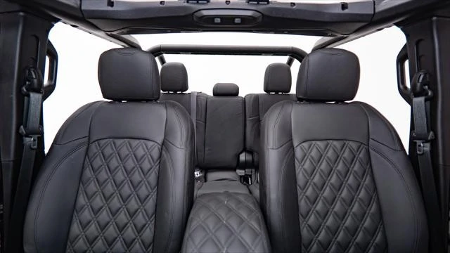 2026 Jeep JT Gladiator - Image 3 of 31