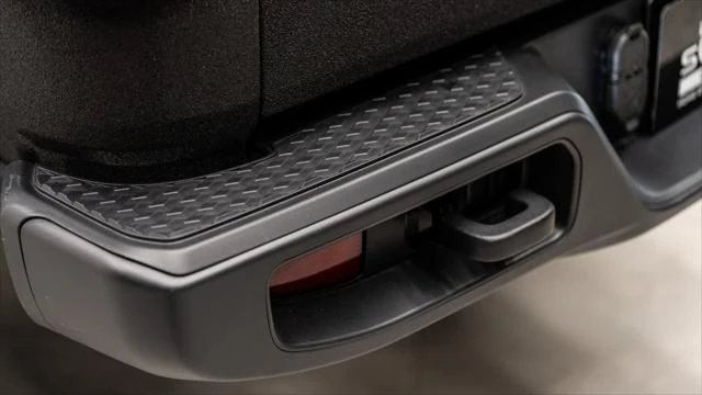 2026 Jeep JT Gladiator - Image 14 of 31