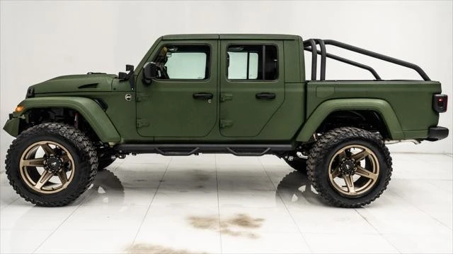2026 Jeep JT Gladiator - Image 14 of 31