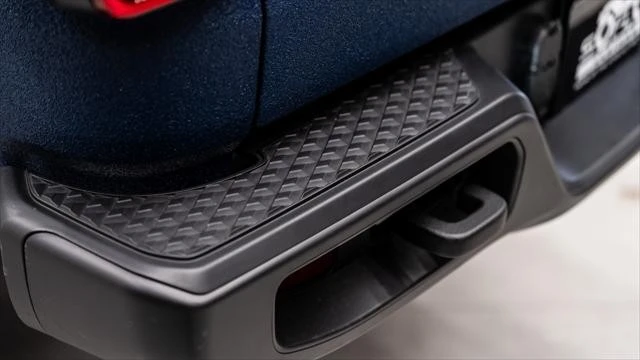 2026 Jeep JT Gladiator - Image 13 of 31