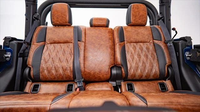 2026 Jeep JT Gladiator - Image 26 of 31