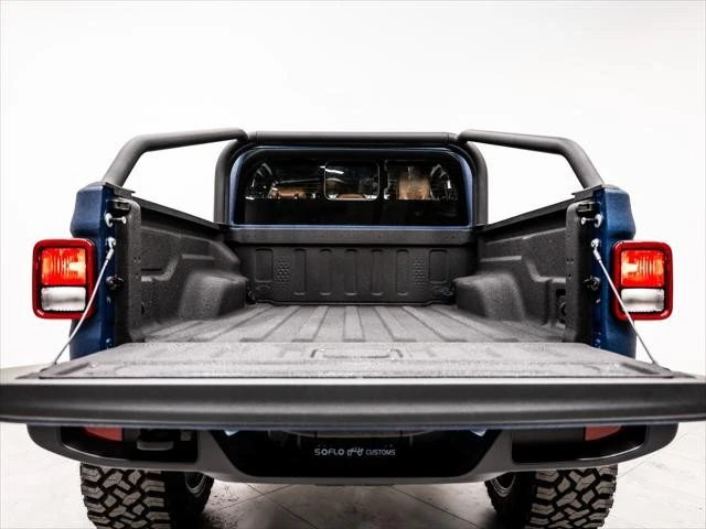 2026 Jeep JT Gladiator - Image 13 of 31