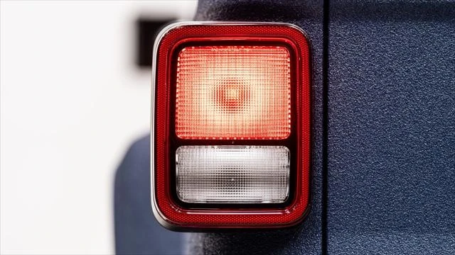 2026 Jeep JT Gladiator - Image 14 of 31