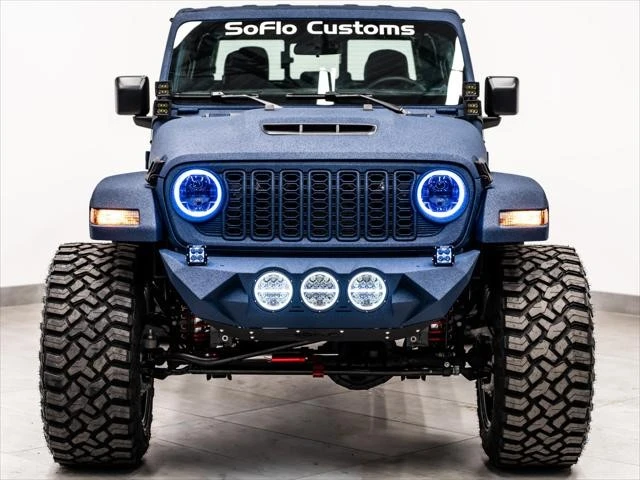 2026 Jeep JT Gladiator - Image 2 of 31
