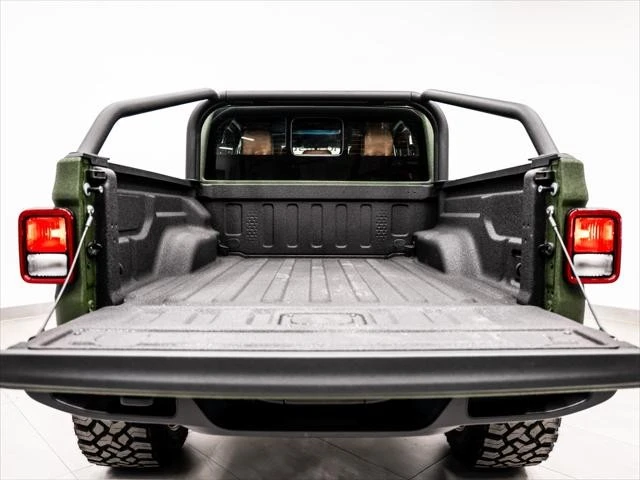 2026 Jeep JT Gladiator - Image 17 of 31