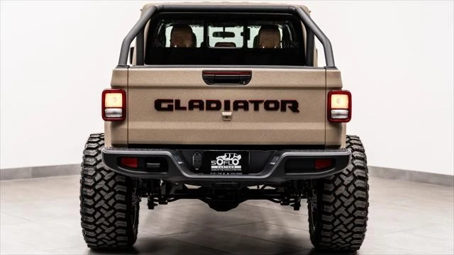 2026 Jeep JT Gladiator - Image 10 of 31