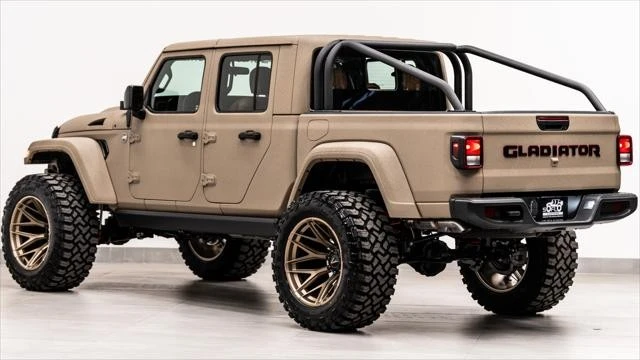 2026 Jeep JT Gladiator - Image 15 of 31