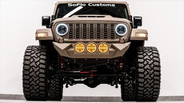 2026 Jeep JT Gladiator - Image 20 of 31
