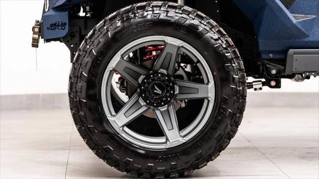 2026 Jeep JT Gladiator - Image 18 of 31