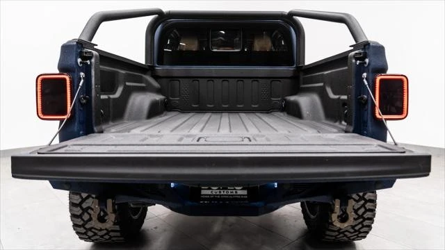 2026 Jeep JT Gladiator - Image 11 of 31