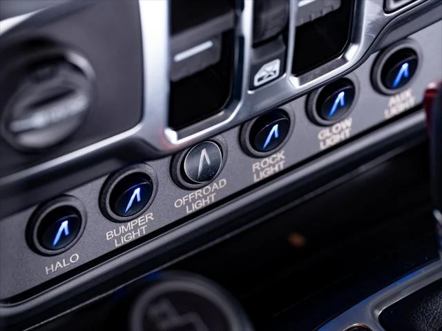 2026 Jeep JT Gladiator - Image 20 of 31
