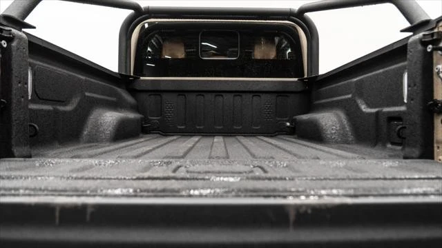 2026 Jeep JT Gladiator - Image 10 of 21