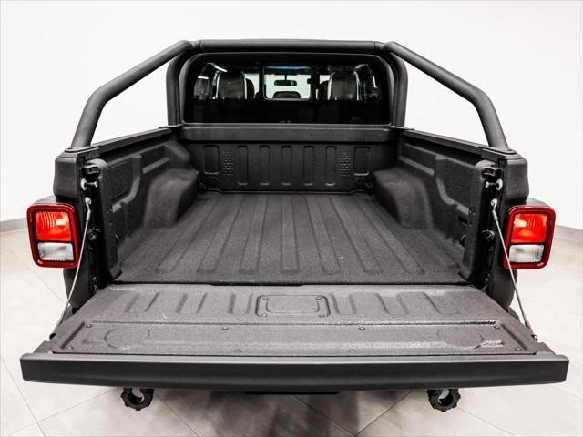 2026 Jeep JT Gladiator - Image 12 of 31