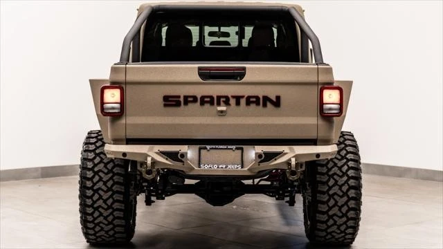 2026 Jeep JT Gladiator - Image 9 of 31