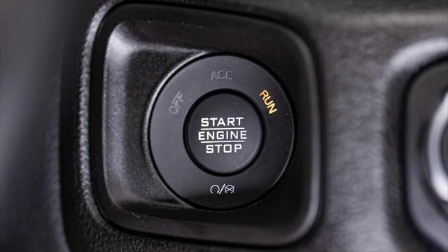 2026 Jeep JT Gladiator - Image 19 of 31
