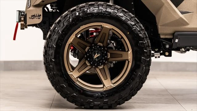 2026 Jeep JT Gladiator - Image 21 of 31