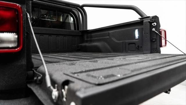 2026 Jeep JT Gladiator - Image 8 of 21