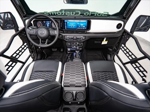 2026 Jeep JT Gladiator - Image 3 of 31