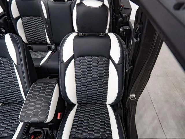 2026 Jeep JT Gladiator - Image 29 of 31