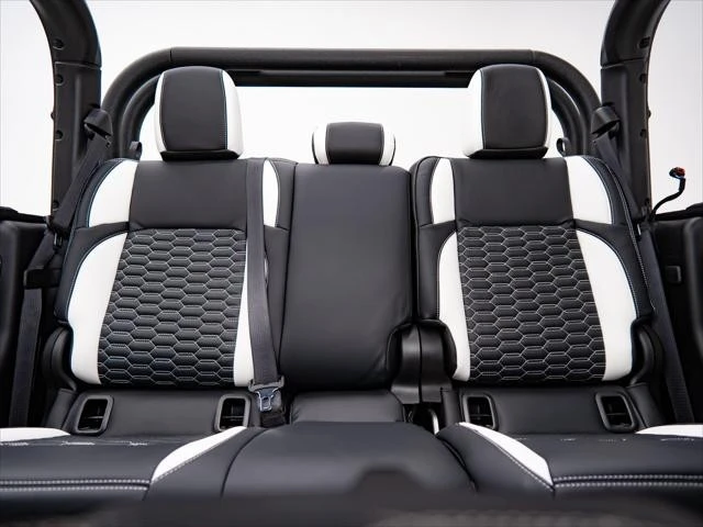 2026 Jeep JT Gladiator - Image 26 of 31