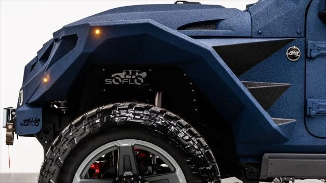 2026 Jeep JT Gladiator - Image 15 of 31