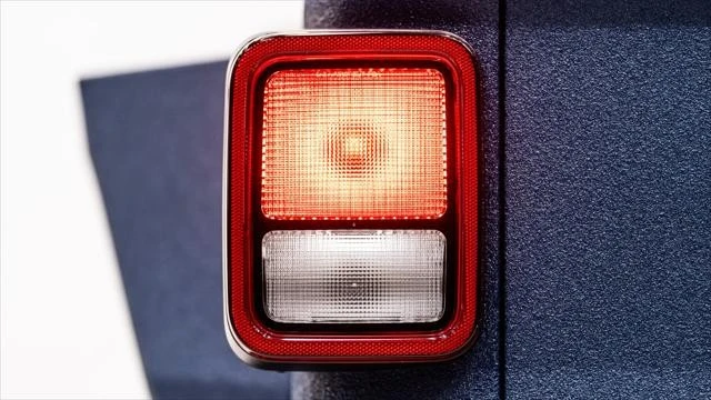 2026 Jeep JT Gladiator - Image 11 of 31
