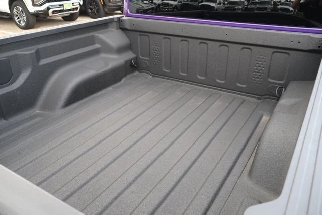 2026 Jeep JT Gladiator - Image 22 of 25