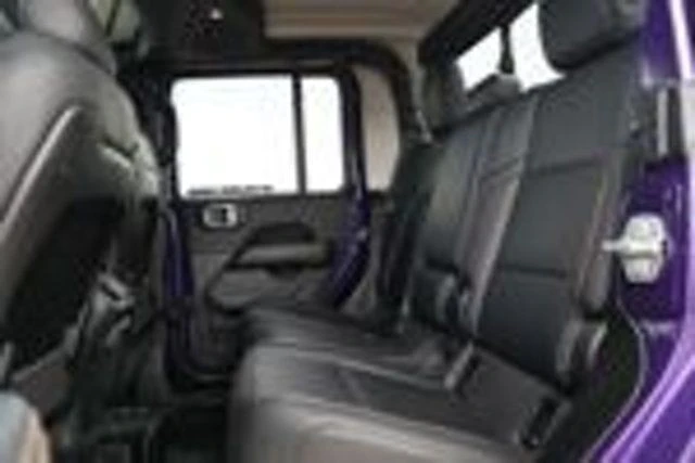 2026 Jeep JT Gladiator - Image 11 of 25