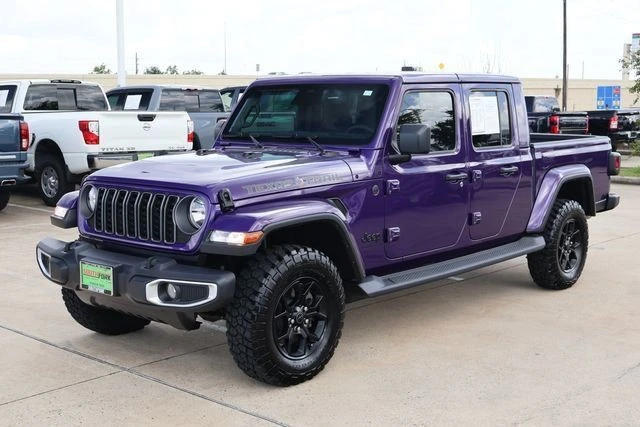 2026 Jeep JT Gladiator - Image 18 of 25